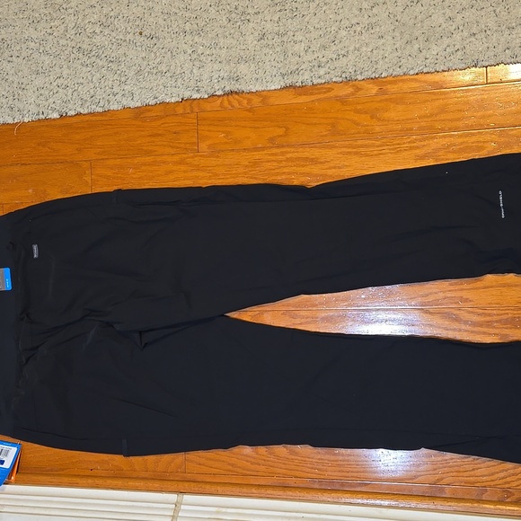 Columbia Black Straight Leg Active Fit Sportswear Pants Size Large NWT - Picture 8 of 12